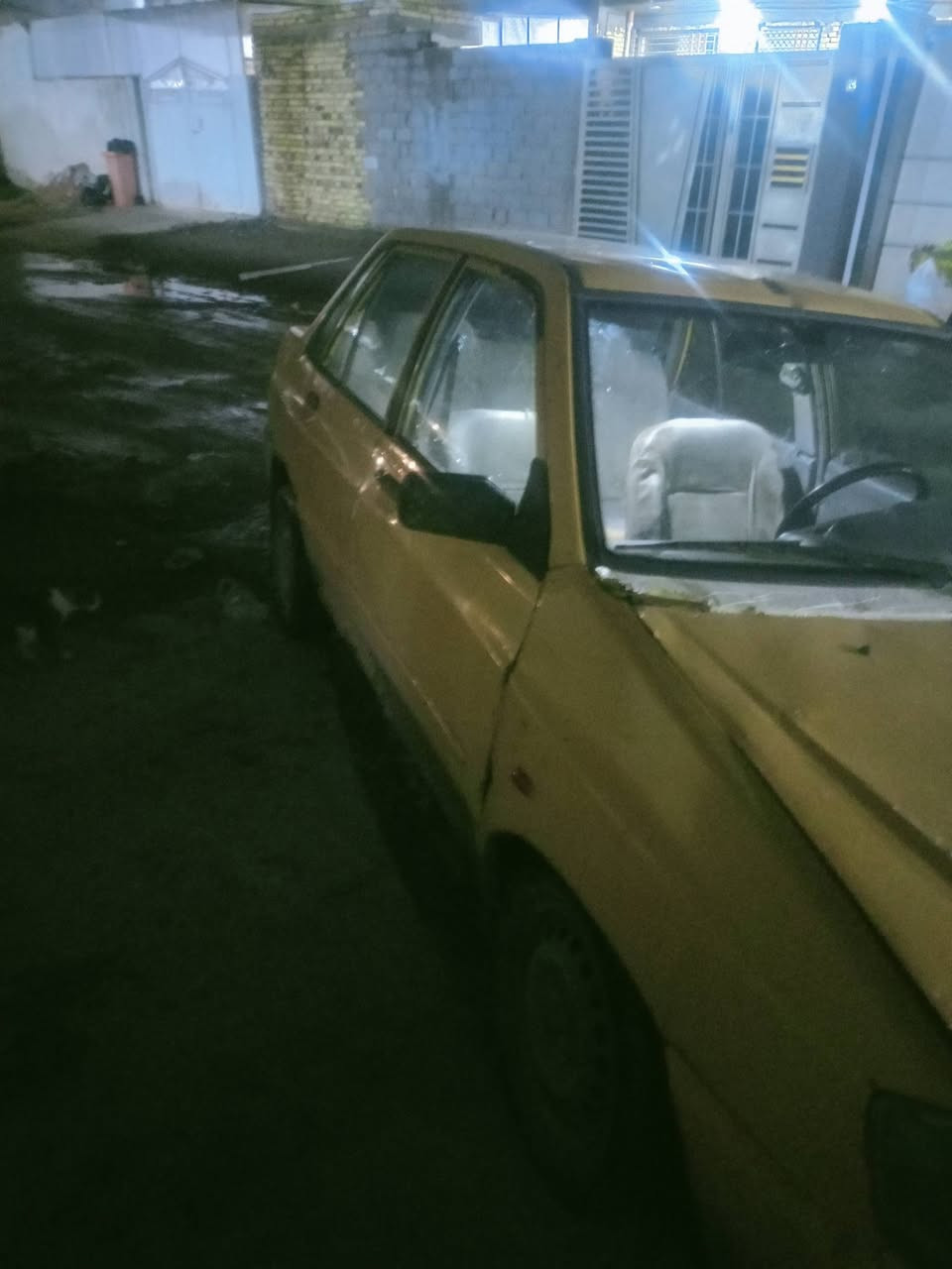 السلام عليكم  موديل 2013  بدون سعر 11 وبيه مجال قليل عنوان بابل محاويل رقم الهاتف ***********
