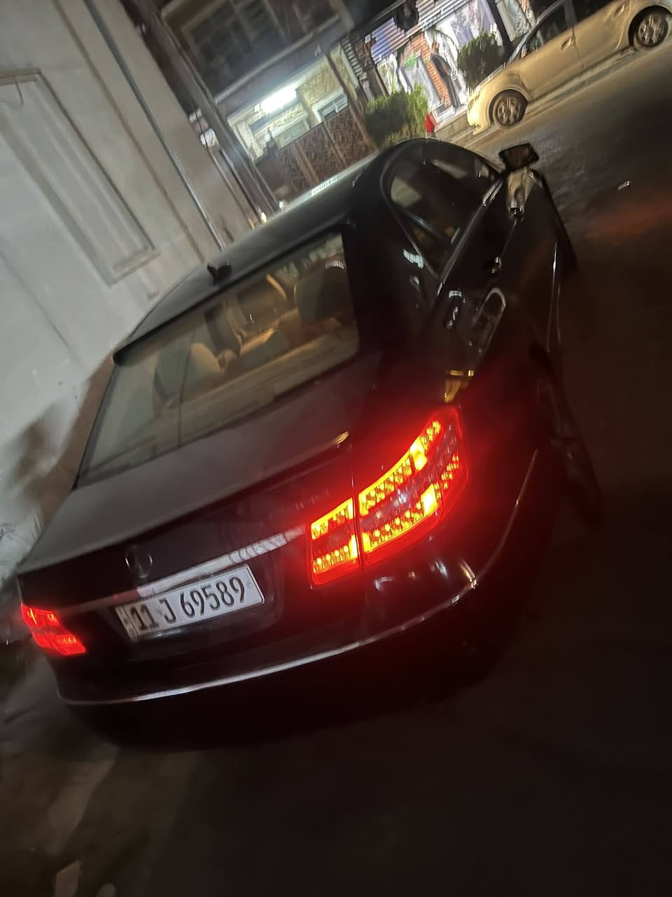 E350 class AMG
موديل 11 
امريكي كلين صبغ بالعراق جاملغ وربع بنيد
ماشيه ١١٤ كيلو 
جلد
فتحة
سستم صوت هارمن كاردن
بردة 
مواصفات معروفة
السعر ١٥٠ وبيها مجال
مكاني بغداد حي العامل


**إذا كنت صاحب هذا الإعلان وتريد حذفه لأي سبب، رجاءا أرسل رسالة إلى الدعم الفني**