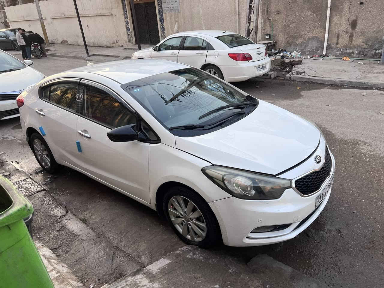 سلام عليكم كيا سيراتو خليجي
موديل 2014

بيها 3 قطع اثر بطش اثنين صبغ وحده كلير 

بدون دواخل لاشواصي  ولا لغود 

تبريد صدر خير من الله مكينه مبدل ضاغطه وزنجيل 

رقم وهزه جديده. 

عارضه 115 بيها مجال. 

مكاني الشعب حي اور 

سونار مرفق

***********
