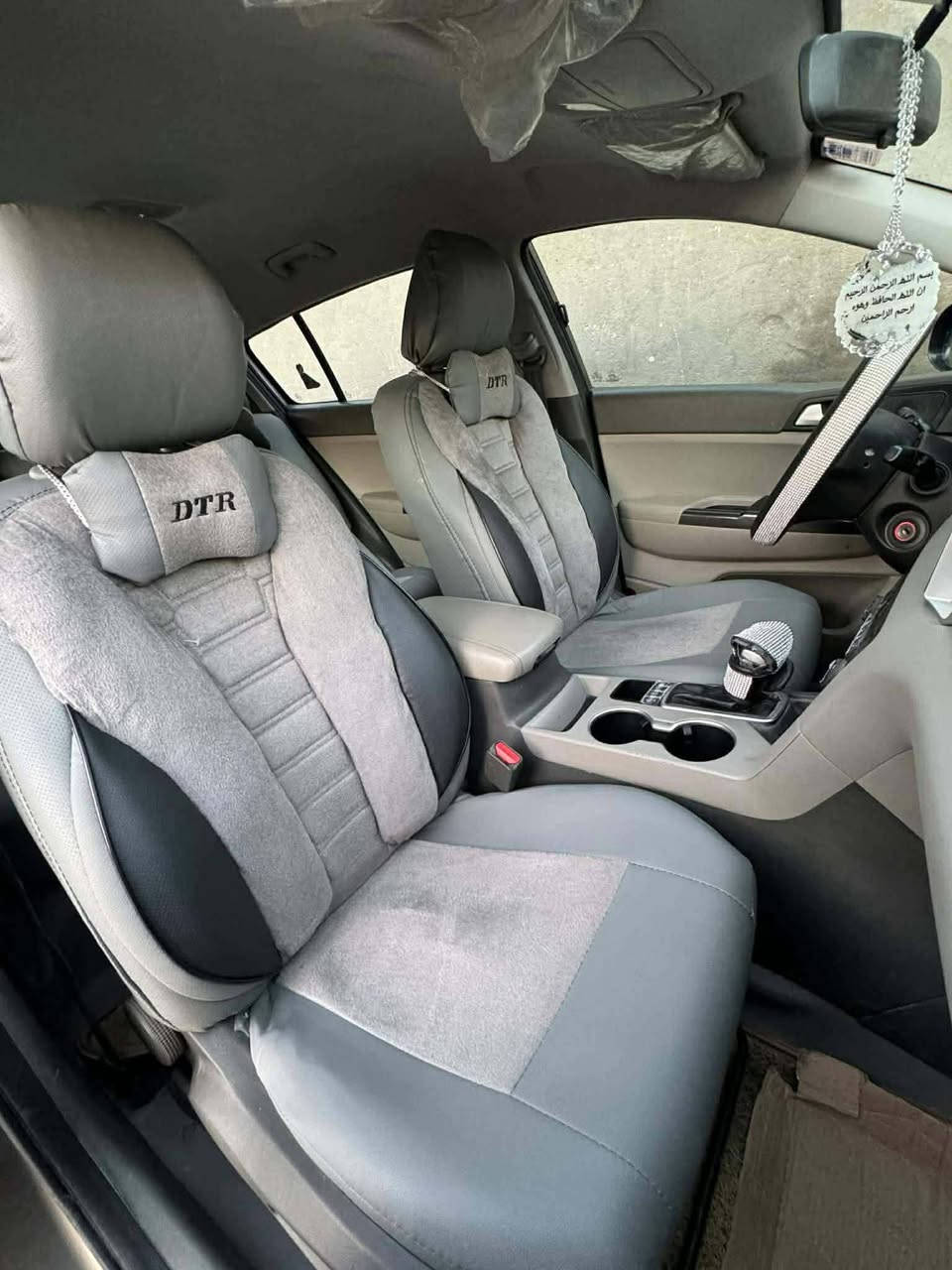 السلام عليكم سياره سبورتج خليجي 17مكفوله من الضربه بيها طخات بسيطه 
الاتصال ***********
