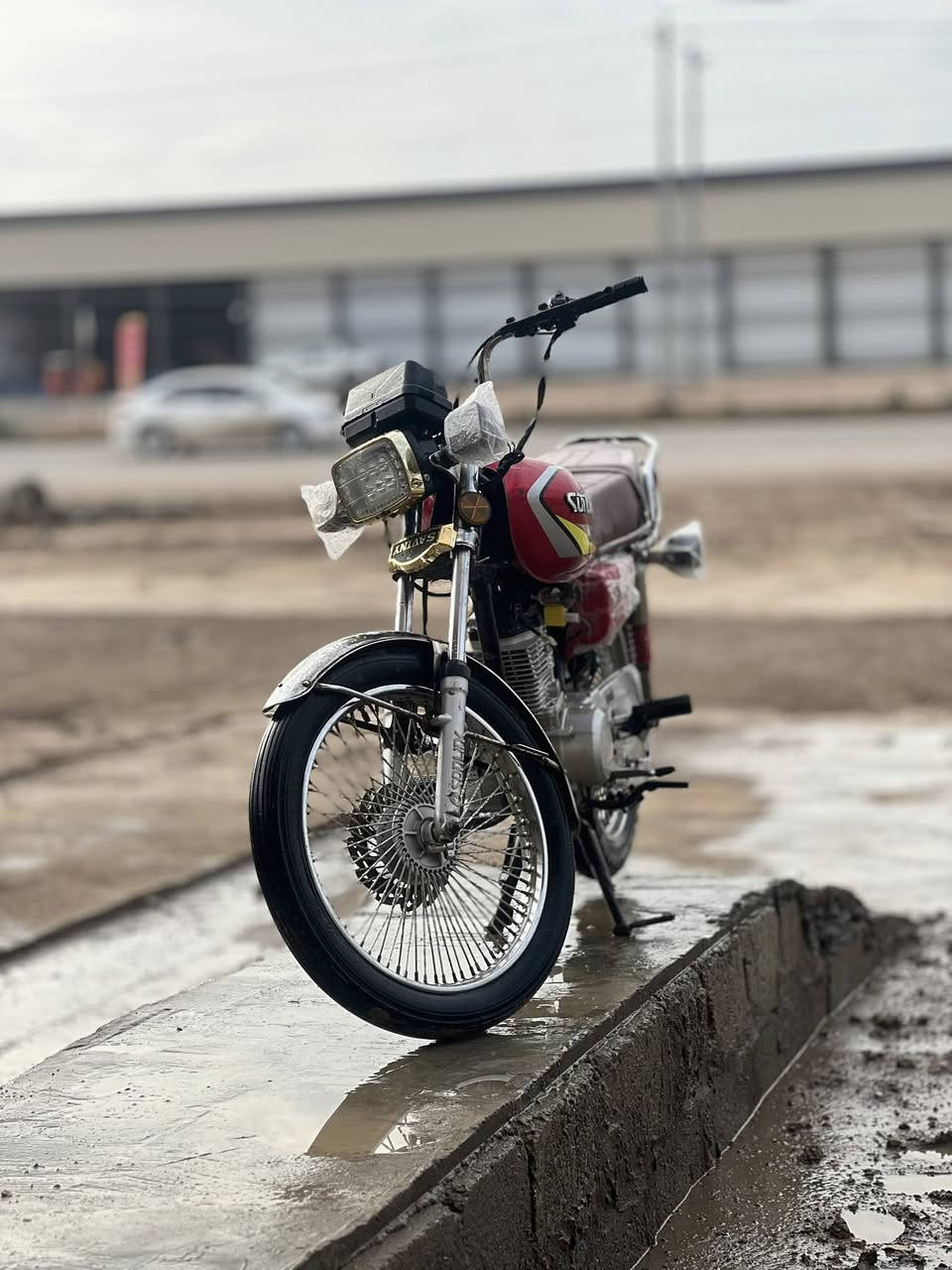 تايكر ٢٣ اصولي ٤اوراق ادامه جديده شرط الشاير ول بكلايت كله لد مال ٢٥ نضافه كدام عينك ضفيره جديده +اشاير+بكلايت+ملف+تايرات 
نقص بس تدبل لمجمع مال ليدات تشد مال تايكر دبل اشاير وتربط ضفيره مكفوله سعر ٥٢٥وبيهة مجال حك جيه لعنوان ديالى بعقوبه صناعه ثالثه
***********
