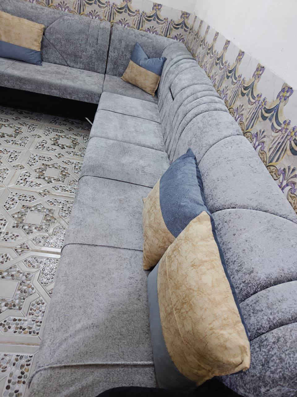 تخم للبيع جديد وياه طبلات 3 السعر 350 وبيه مجال مكاني كربلاء ***********
