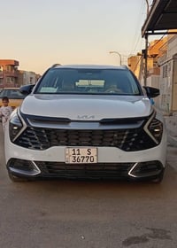 للبيع :كيا سبورتج  خليجي  الموديل : 2023 ماشيه : 73 الف  السياره :مكفو...