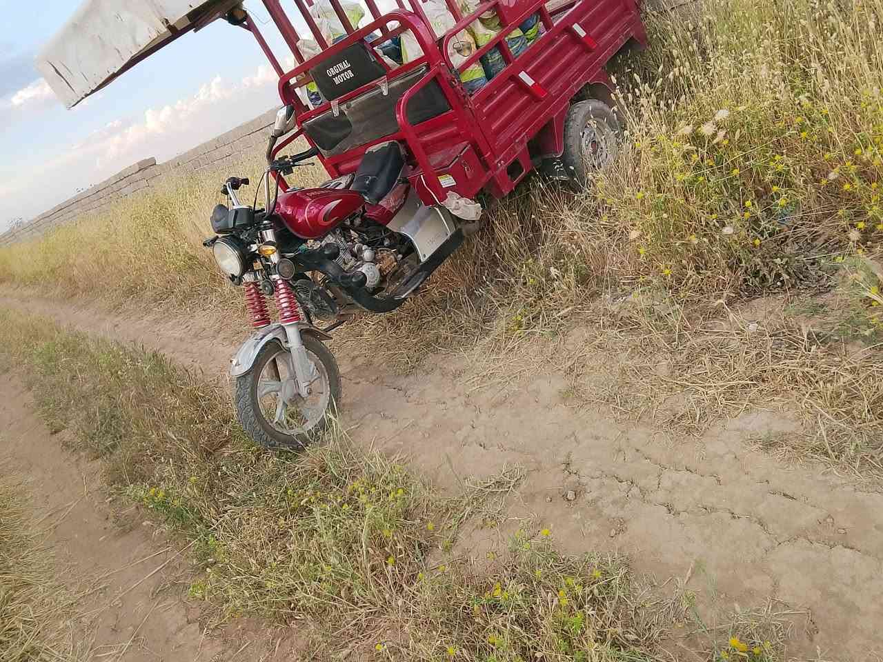 سلام عليكم ستوته لبيع موديل 23ستوته سبير منزل الموشراي لا يتصل سعر مليون ونص بيه مجال ***********
