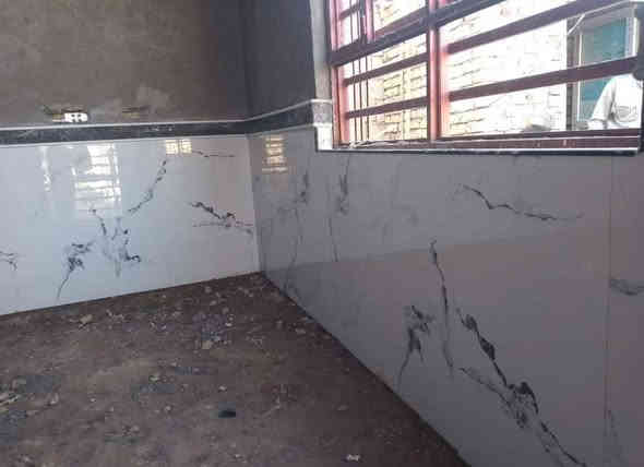 خلفه سيراميك شغل مال ايران درجة اولى مكاني داخل ميسان متفرغ حالياً ***********
