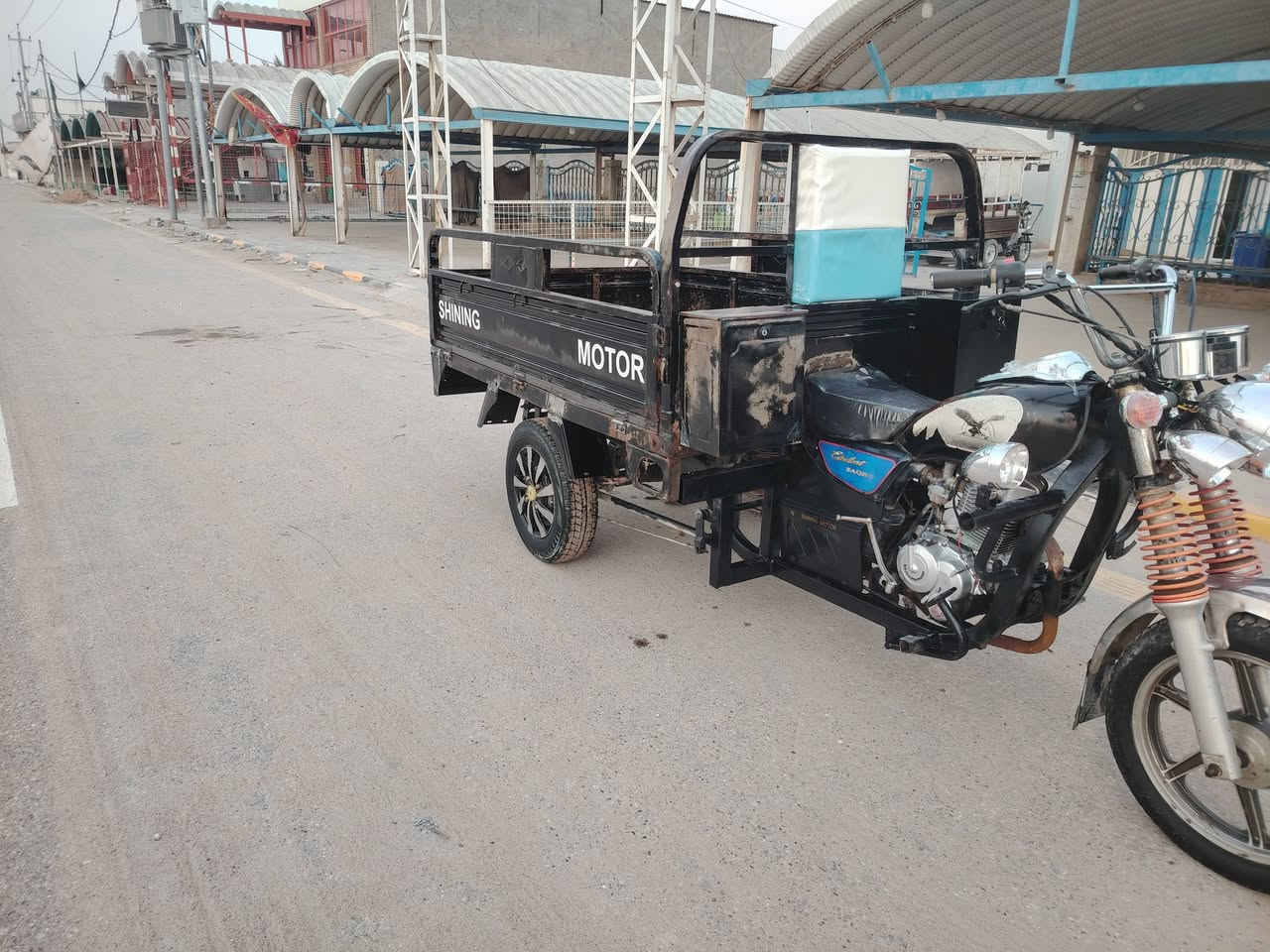 سلام عليكم ستوته للبيع مديل 2015 أوراق بسمي كبل للوكيل مكينه 25 مامفتوح برقي بيهه مكفوله ركبه أو مكينه وشاصي كفاله عامه تخم تايرات جدد ويل كب اكسن جديد كهربأيات كله جديد نكره سلف ستوته جاهزه ماذب عليه ربع سعر سعر 1100 للتصال ***********
