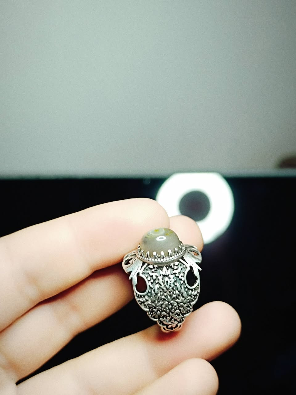 سلام عليكم
خاتم عقيق يماني كرزي الكرز صياغة يدوية جميلة روعة من جمال قياس 22/23

خاتم سليماني صياغة ملكية تحفة قياس 23/24

يوجد توصيل جميع محافظات العراق 

***********
