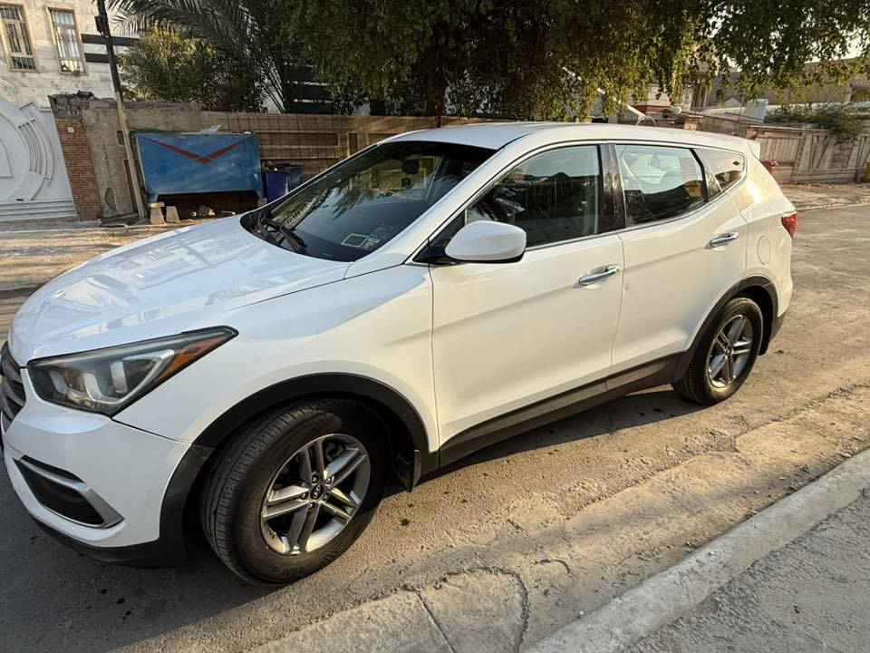 السلام عليكم
سنتافي ٢٠١٨ سبورت امريكي

محرك ٢٤٠٠

ماشية ٨٢ الف

السيارة حادثها جاملغ وشوية من البنيد 

وصور السونار والحادث موجودة 

السيارة كلش نظيفة ومداريها 

ودهن اصلي وبانزين محسن  

مابيها اي نقص 

مكان السيارة شارع فلسطين
بيع فقط اعتذر عن المراوس  

***********

السعر ١٤٨ ورقة
