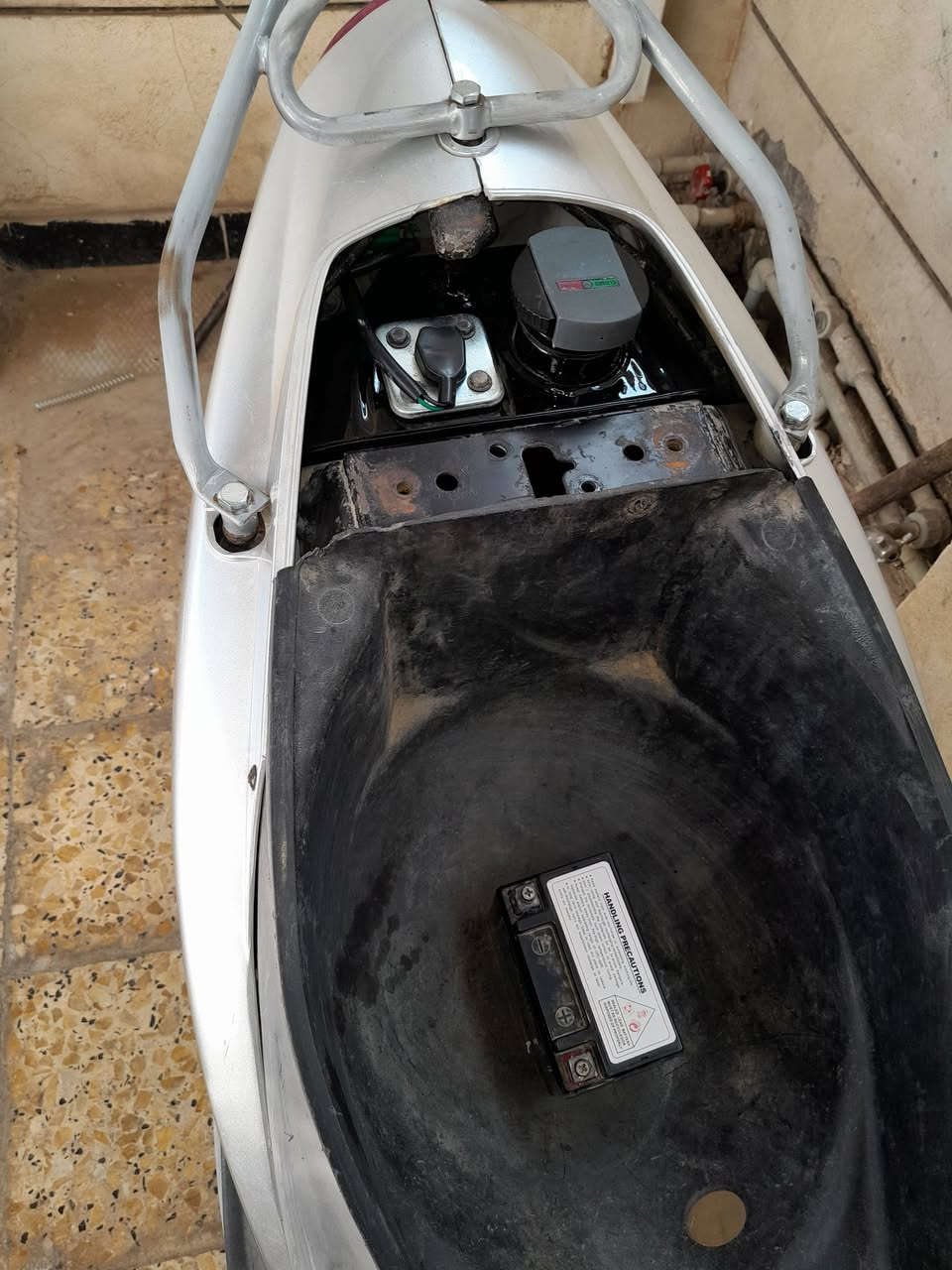 متاح
شاصي ماكس كامل أوراق 
***********
