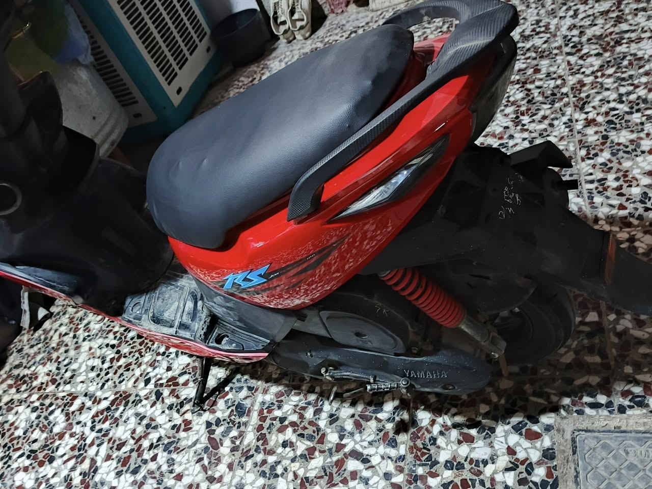 سلام عليكم دراجه مضلع سعرها ٤٥٠ مكاني بابل شاوي مكينه ناعمه كله شغاله ما بيها اي نقص ارقم ***********
