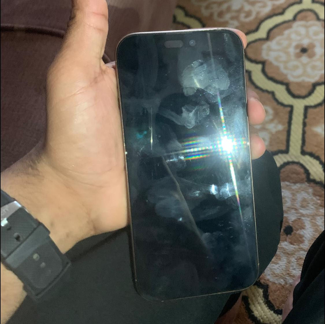 سلام عليكم آيفون ١٦ برو ماكس مكفول بعده بل ضمان بطاريه ١٠٠مشحون 9سعر خاص العنوان بغداد ***********
***********
