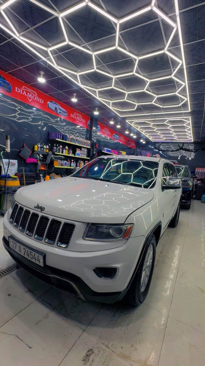 جيب لاريد للبيع موديل 2016 وارد امريكي رقم ذي قار حره تحويل ثاني يوم حادثهه غرق تعمل وتسير محرك 6 
السعر 220 وبي مجال 
العنوان البصره الحكيميه 
*********** البصرة, العراق
