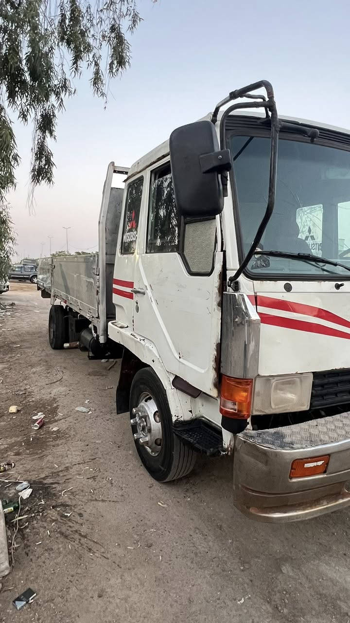 للبيع فوسه موديل 92 مكينة 14 عادي طول ستة وربع مكينة بها بخار العنوان بابل الاتصال ***********
