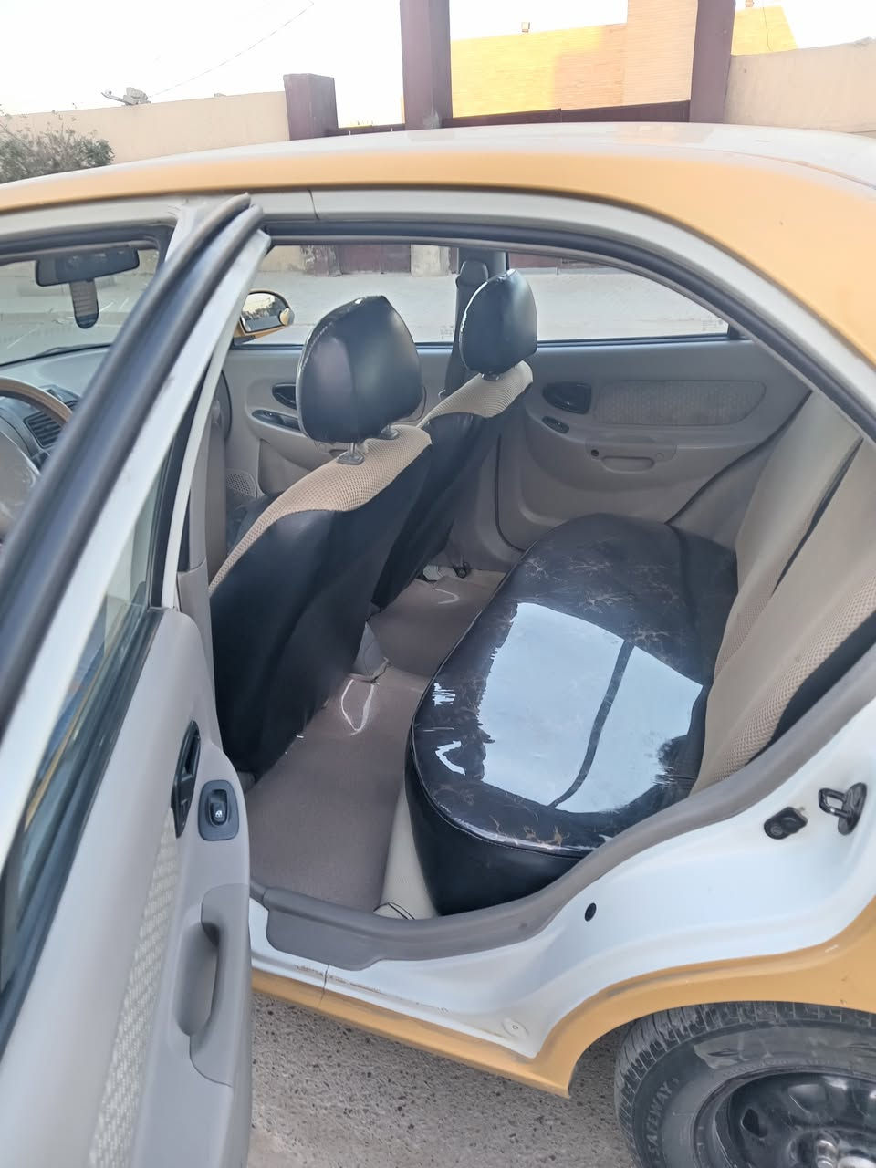 فيرنا هونداي للبيع السعر ٨٥ هاتف ***********
