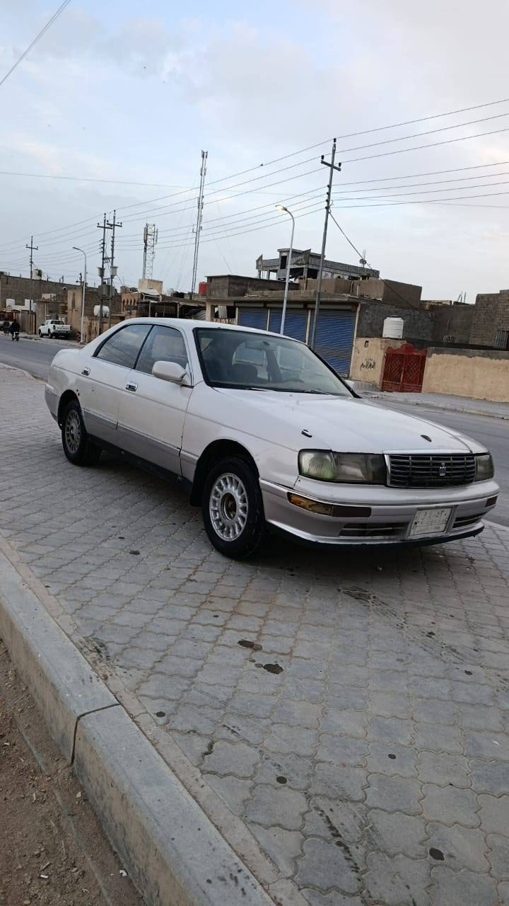 سلام عليكم سيارة بطة للبيع متصل رقم بغداد المكان زبير الريسز سيارة مكفولة من الحادث ولكصة مصبوغة جمالي سنوية منتهيه من 2019/10/31 السعر 40 ورقة وبيه مجال قليل رقم الهاتف
***********
