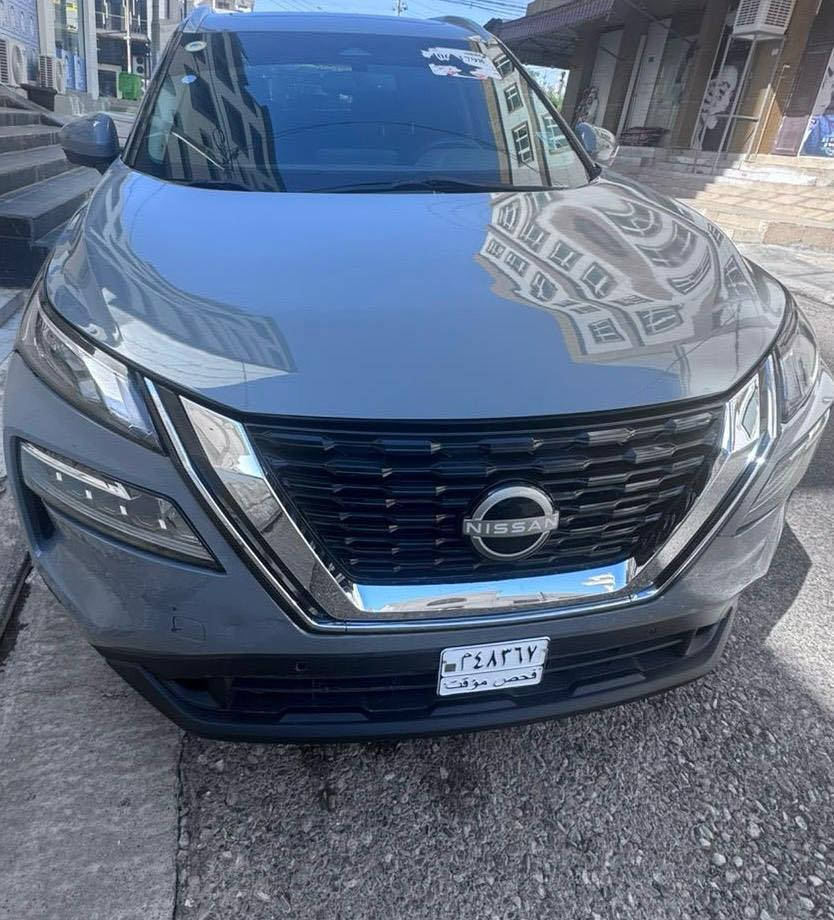 سياره نيسان روج موديل (2023)للبيع
بسعر 17000$ 
وحادث بيها ضرر صندوق امامي  مبدل نفس لون
وبونيت امامي مصبوغ للتواصل واتساب 
***********
