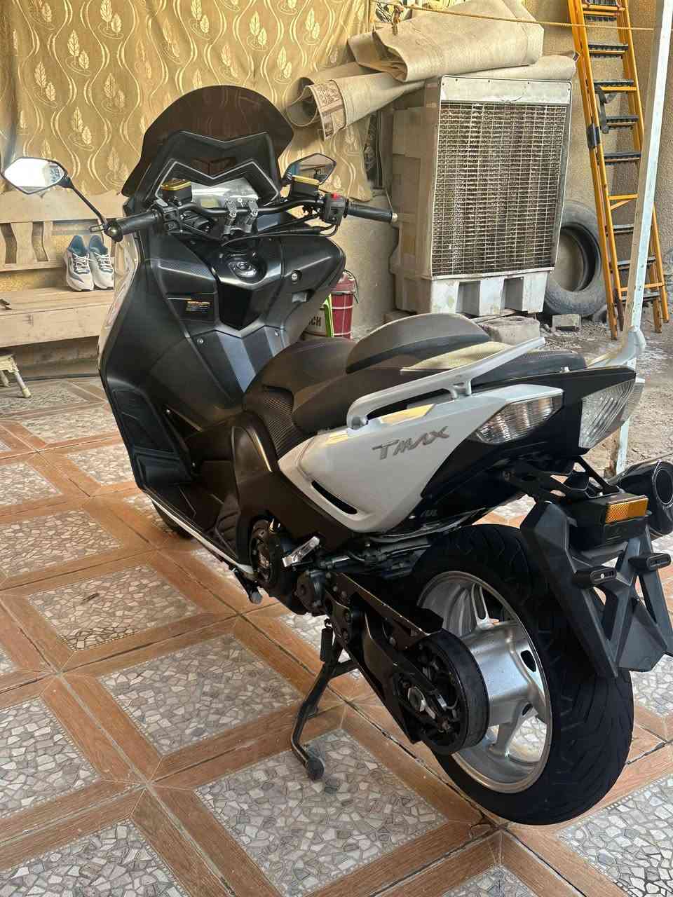 السلام عليكم
TMAX 2014 530
دراجة بحالت الوكاله مكفوله كفالة عامله من كلشي دشبول احمر يعنى وارد ياباني
صولنصة رياضي بروجيكن اصليه
ستيرن رياضي اصلي
سويجين
مكاني بغداد الزعفرانيه راقم *********** السعر ٤٦ وبيها مجال بصيط
