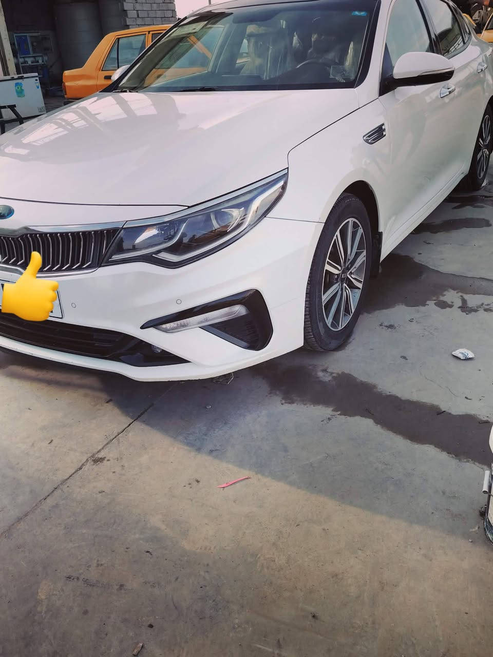 السلام عليكم ورحمة الله وبركاته من رخصمه الادمن ،
الحلـوة للبيـع
أو مراوس حسب الرغبه ( غاز ) 
 
نـوع السياره  : Kia Optima
الموديل  : 2020
خليجـي
Vib  1/1  
كفـالة عامه  من صبغ وضربه وتبديل وفتح   ..
سونار مرفق بالمنشور 
رقم قادسية أنكليزي  
راعيها في محافظة الديوانية 
مكان السياره ايضاً ديوانية 
تفاصيل السياره  :
, ✅ محرك 2400 دوش
✅بصمة تشغيل
✅بصمة أبواب 
✅بنوراما  ( فتحة بالسقف )
✅شاشـة كبيره ( بلوتوث _ انترنت )
✅تبريد قطعيتن  ثلج  + تدفئة 
✅كشنات كهرباء جلد بلادي .
✅حساسات امامية خلفية 
✅كامرات  خلفية 
✅ترحيب عند الاقتراب + صندوق ذكي الفتح عند الاقتراب
✅مرايات شفط مرئي
✅كشنات خزن ميموري
✅تحكم ستيرن
✅تحديد مسار
✅قفل سرعه

بعد بيها هواي مواصفات
سياره نضيفة بعمنى الكلمة تجي وتشوف بعينك
الاستفسار أكثر او معرفة السعر الاتصال على الرقم (***********)
