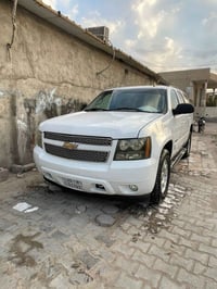 تاهو موديل 2012 وارد اميركي بدله دعاميه ورادتيرات بل خارج موجوده ضبرته...