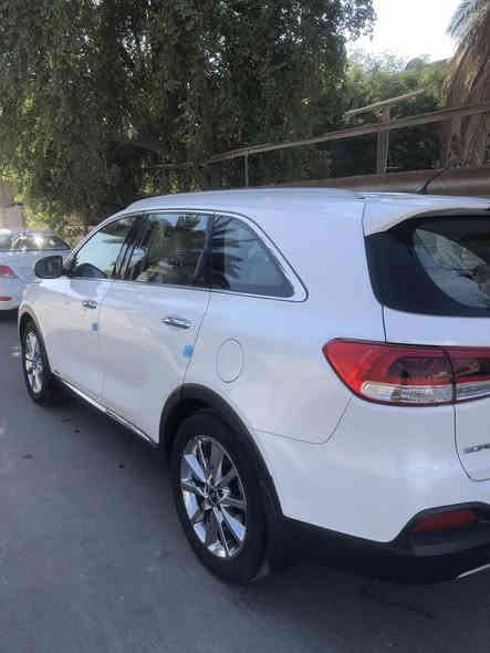 كيا سورنتو خليجي 
رقم بغداد 
موديل ٢٠١٦
لون ابيض
٦ سلندر
 ٧ راكب 
فول عدا بانوراما 
الجنطة الخلفية كهرباء 
مري شفط 
نظام ترحيب عند الاقتراب 
هند بريك بصمة 
اوتو هولد توقف ذاتي 
فووووور ويل 4:4
مانع انزلاق وانحدار 
زراك لايت بلدعامية 
بردات خلفية اصلية 
كشنات ٢ كهرباء 
كشنات تدفئة وتبريد 
نظام ايكو 
حساس امامي وخلفي 
مري شفط مع القفل 
تحكم استيرن
بردات خلفية 
تبريد ٣ قطع 
اضواء ترحيب بليدات 
علامة سورنتو بلدوسة 
لد امامي وخلفي 
اشاير بلمري 
يدات نيكل اصلي 
ويل اكروم ١٩
ماشية 85 الف كيلو 
السعر  217
رقم  الهاتف / ***********
