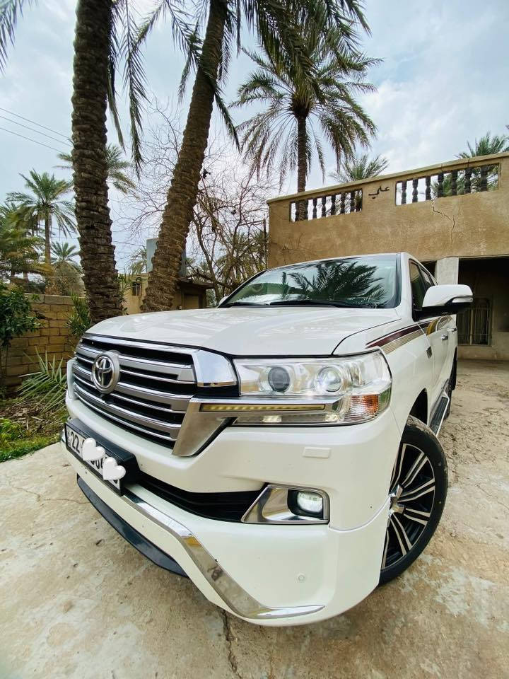 السلام عليكم 
لاندگروز 2016 بريم 
رقم اربيل 

كفاله عامه صبغ وتبديل 
عدى مكان واحد بارد بسيط كلش 
 السيارة جديده جدأ 
فول الفول 
فتحه سلايد رووف 
كشنات جلد وكهرباء 
حساس امامي خلفي 
مكينه 4000 ... 6 سلندر بحالة الوكاله 
برغي مامفتوح بيها
ثلاجه 
3قطع تبريد
7راكب 
كامره 360 درجه
شاشه قلاب 
مري قلاب
فور ويل 
تحكم ستيرن 
منفذ USP 
زراك لايت 
تخم تاير جديد 
مثبت سرعه 
وبعد هواي مواصفات مامذكورة 
السعر 457 وبيهه مجال 
السيارة هواي احله من الصور 
مكان السيارة ديالى الخالص
تحويل مباشر 
هذا الرقم للاستفسار
***********
