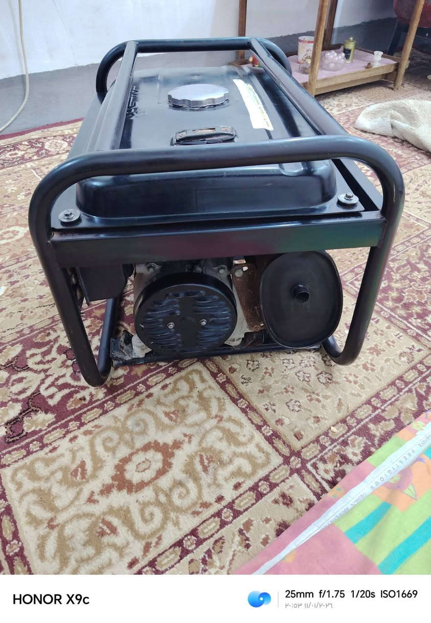 للبيع موالدة استرة كوري بنزين 2ونص كيفي 10 امبير ملف نحاس شغالة وعل فحص نضيفه جدا السعر 145 الف الشراي يتصل المكان بغداد التاجي***********
