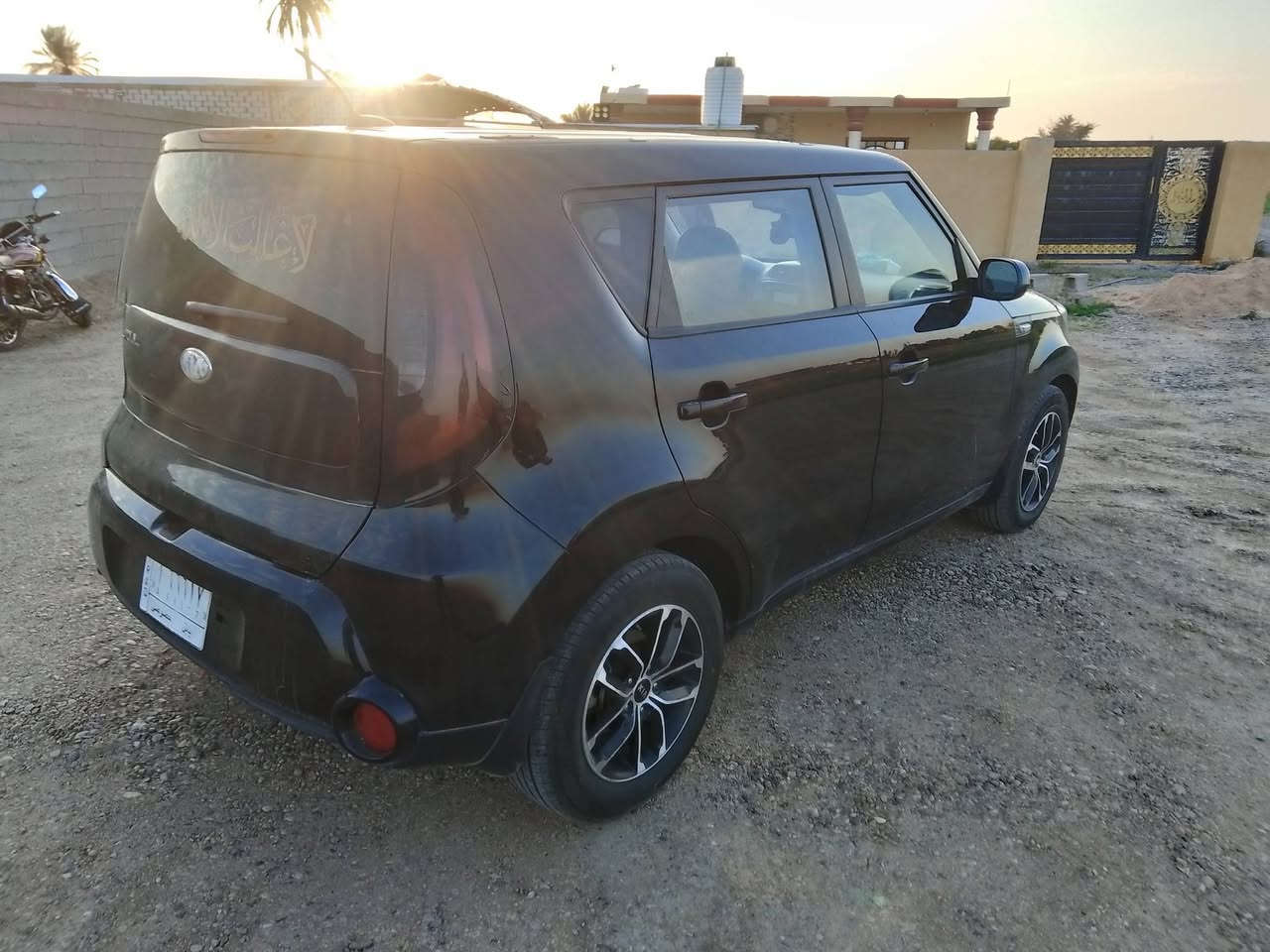 سلام عليكم لبيع صول
2014  امريكي بيها قطعتين صبغ بدون دواخل كير محرك صدر تخم تاير تبريد تدفئة كلة خير من الله رقم بابل تفاصيل داخل المقطع مكاني بغداد سعر 100  وبيها مجال 
‏‪0781 666 0977‬‏
