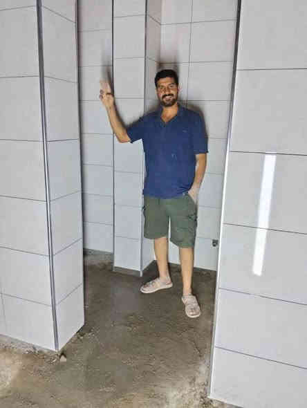 عماد المصري خلفه سرميك درجه اولى مقيم في بغداد جديد ***********
