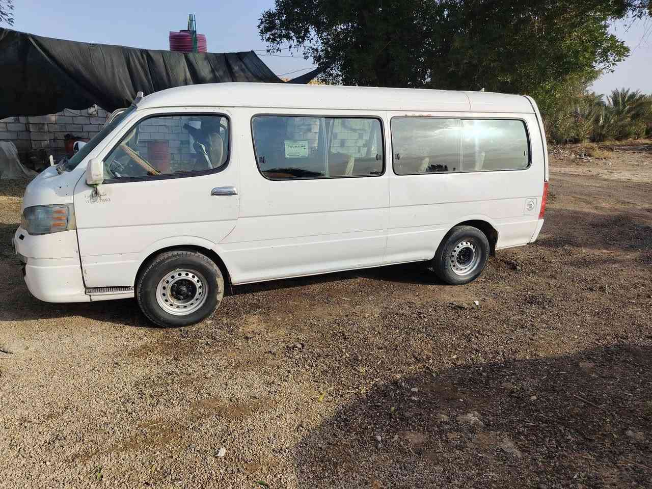 جمبي 2014 رقم مثنى دولي هزه جديده سنويه جديده مداور مباشر السياره جديده بمعناه الكلمه
محرك شرط 
كير شرط 
تخم تاير 
حداديه جديده
كهربائيات شغاله فول
السياره جديده مكفوله من الضربه وتبديل والصبغ بس بيه بالصفحة الطويله دحجه بسيطه يم التاير الخلفي 
المكان الديوانية الحمزه الشرقي 
السعر 80 وبيه مجال بسيط ***********
