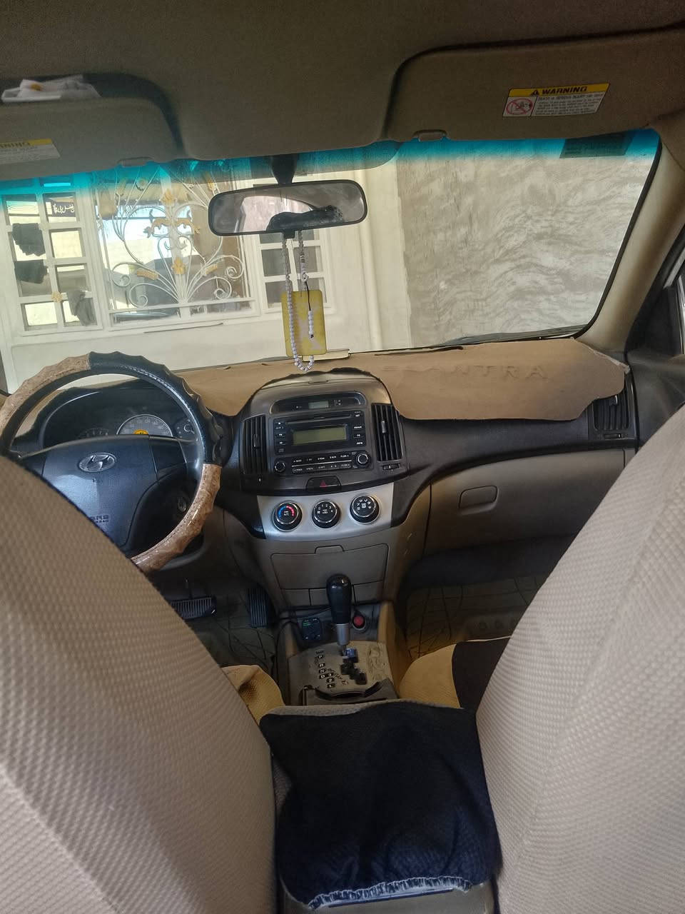 سلام عليكم سيارة افانتي 2008 مقدس للبيع بيها اربع قطع تبديل وموجود السونار مالتها سعر 90 وبيها مجال بسيط حق الجية العنوان ديالى الخالص
للاستفار مراسلة الصفحة او 
الاتصال على رقم ***********
