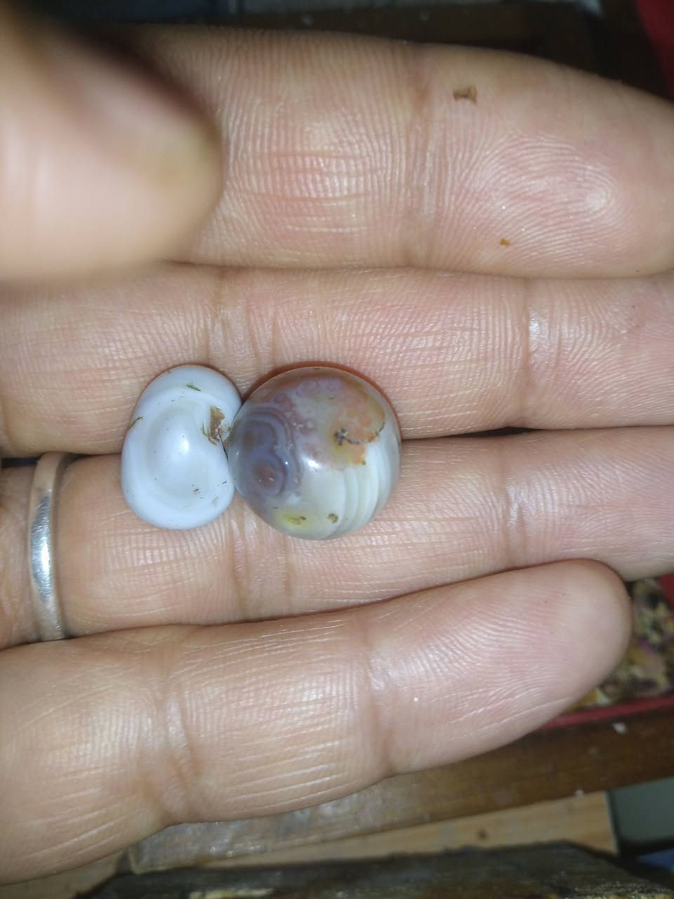 السلام عليكم ورحمه الله وبركاته اخواني الاعزاء خرزات قديمات سليماني خام مشروطات محبه على نضر عكد لسان أبيعك شرط سعره خاص


**إذا كنت صاحب هذا الإعلان وتريد حذفه لأي سبب، رجاءا أرسل رسالة إلى الدعم الفني**