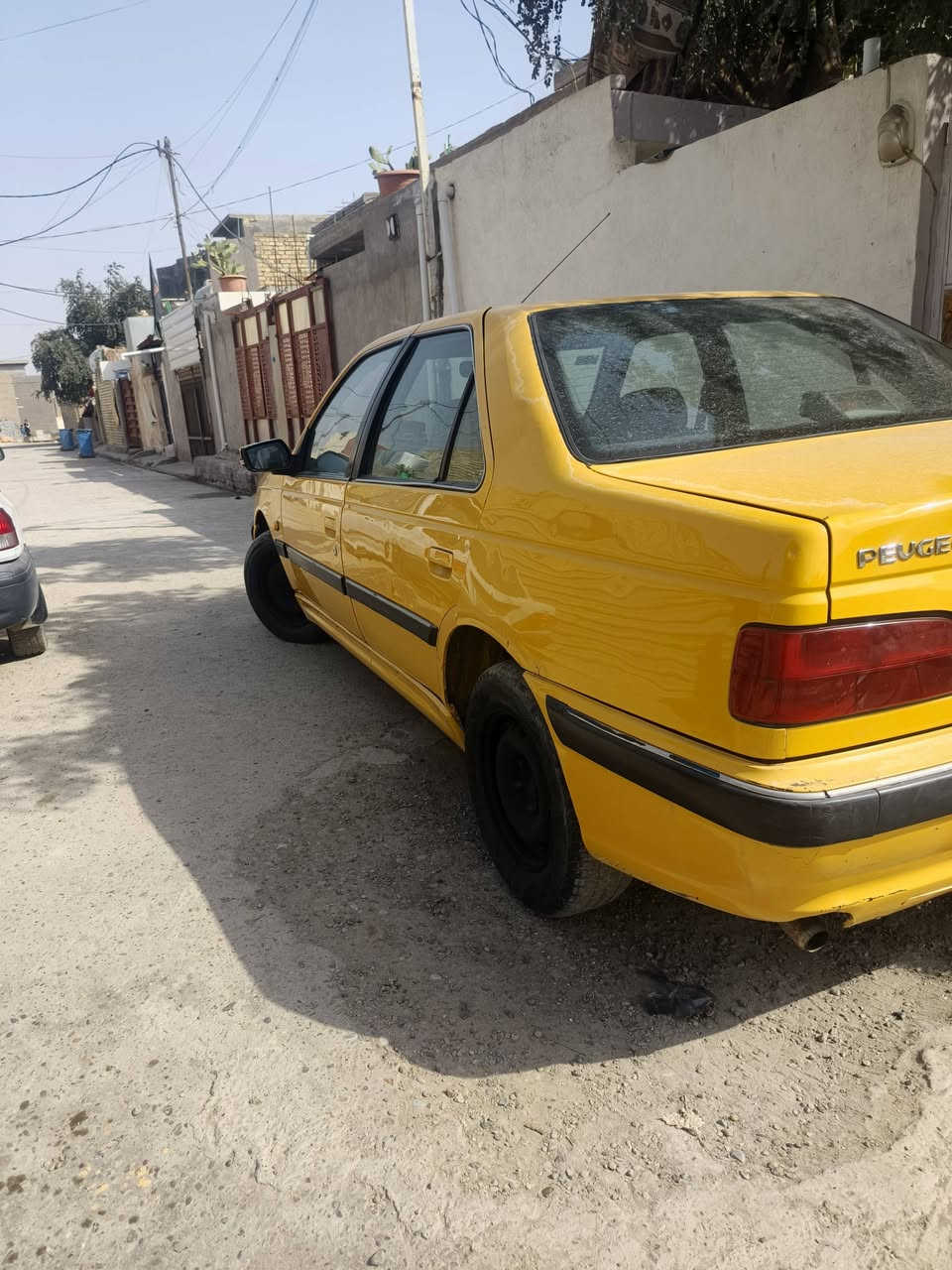 سلام عليكم بيجو بارص موديل 2010رقم وسنويه نكليزي بسمي مصفره هيئه وغرامات تحويل جديد هزه جديده جامه جديده سياره مكينه بلاديه كير فرنسي وتماتيك خير من الله لاتنقيص ولا تبخير غىفتها جديده نضيفه كلش كهربائيات كلها شغاله اشاير بل مري صدر جديد سياره مال جني خير من الله السعر, 33 الشراب ينتصر ويدلل ***********
