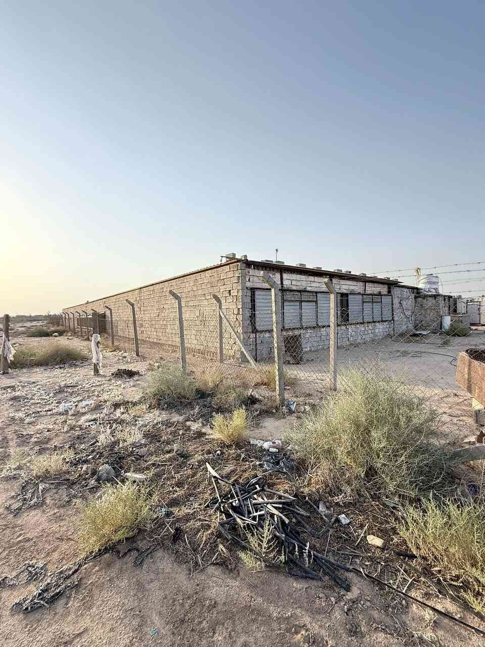 حقل دواجن للبيع او الايجار
جاهز للعمل اوتماتيك كهرباء وطني مولدات عدد ٢ 
مكانه نجف شارع الديوك 
***********
