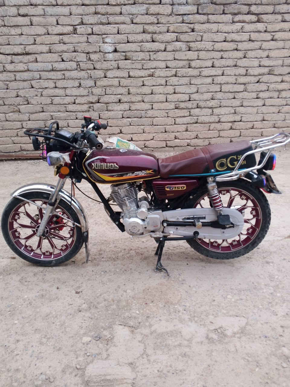 دراجه للبيع موديل  2025 مكينته مامفتوحه كله شغال كهربائيات  شغاله ماناقصه برغي سعر خاص مكان سامراء رقم  ***********
