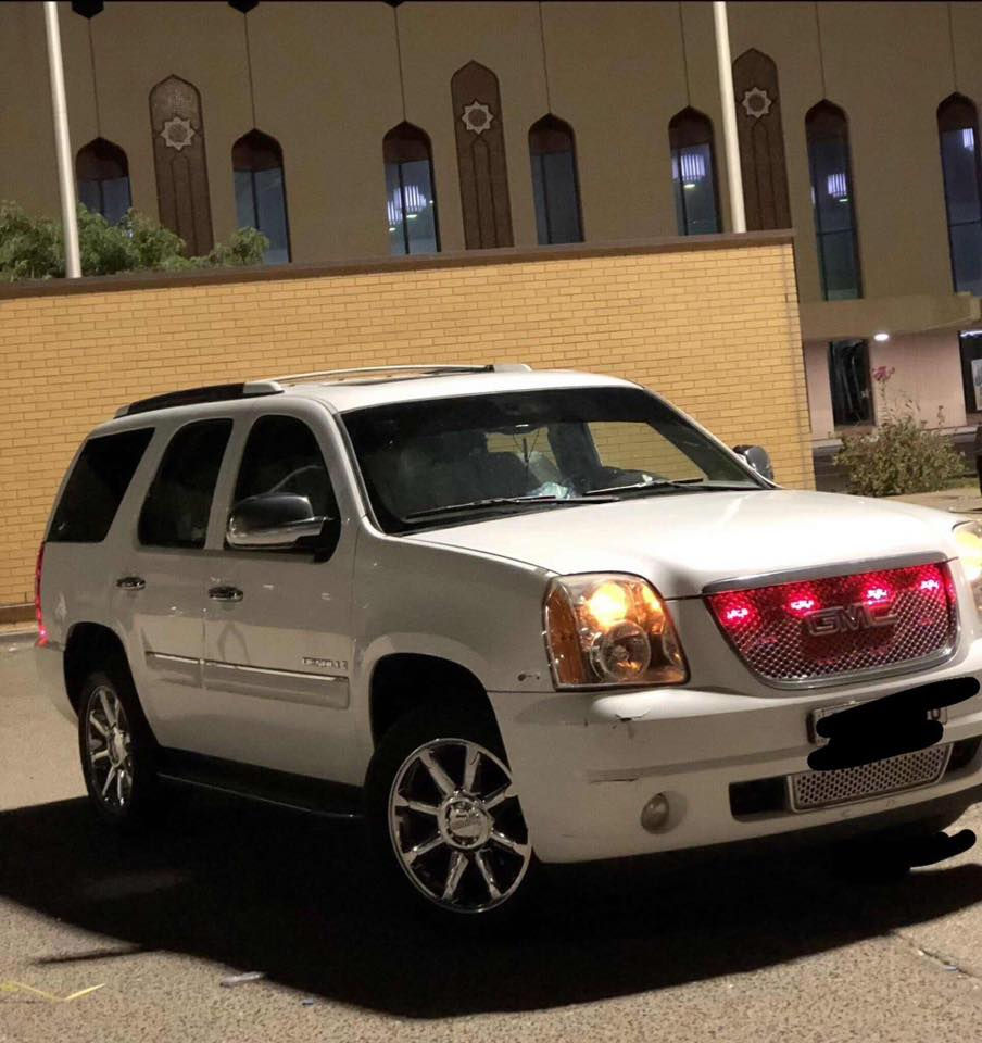 يالله سلام عليكم يوكن دنلي بترة 2009خليجي فول للاخير مكفولة من الكصه ولفتح وضربه وتبديل سيارة جديدة وجاهزة متومه وكامله سعر78وماكو هيج نضافه بهيج سعر وبالعافية ع الي ياخذها مكاني بصرة شراي يتصل ***********
