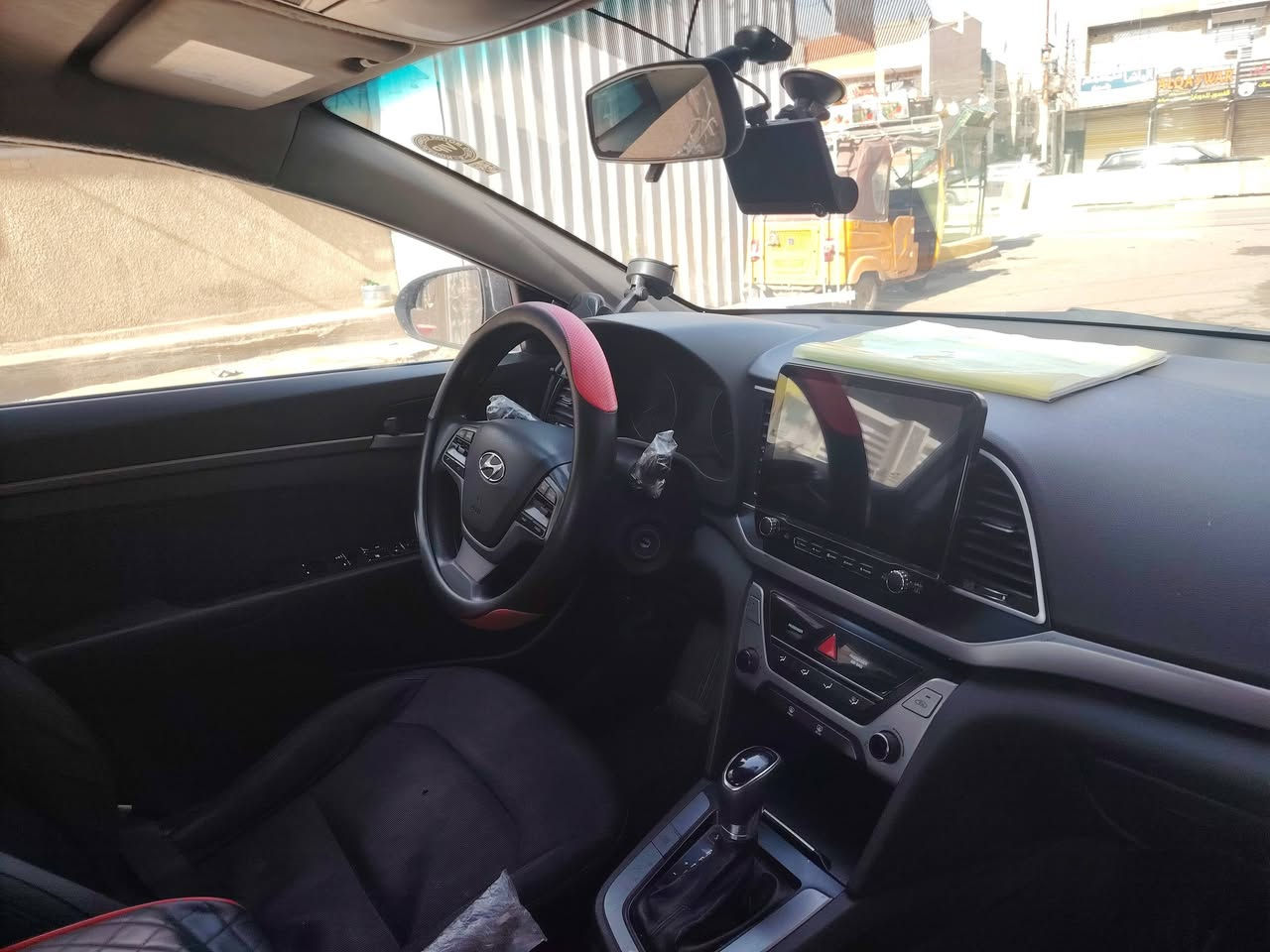 الانترا ٢٠١٨ بغداد سعر ١٠٠ مكان السياره بغداد *********** بيه صيغ اكفل كير ومحرك وشواصي والغود وتكم
