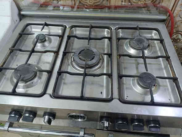 سلام عليكم طباخ ايطالي للبيع شرط الفحص شرط الشغل العنوان ناصريه شارع الربعميه رقم  الهاتف ***********
