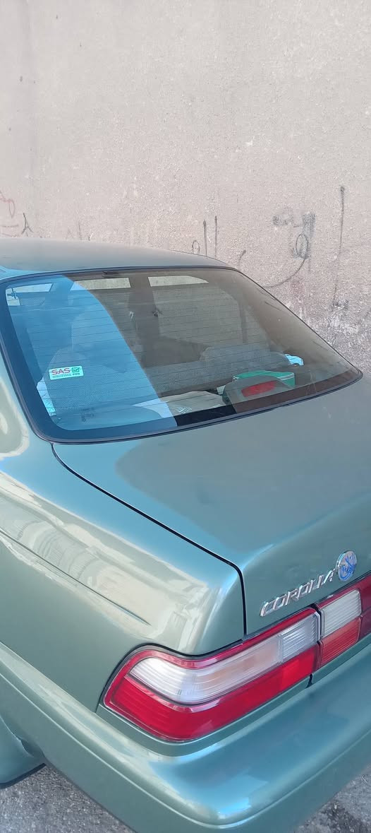 السلام عليكم كورلا ١٩٩٢ محور تحوير درجه اولا مشط ستيرن جديد دشبول ايسر بلاد كهربائيات كلها شغاله اربعه  جام كهرباء كير اوتو كير ومحرك جديد حاويه صدر خلفي أمامي جديد تخم تاير ويل كب  جديد سياره ترايها زيرو مصبوغه للجماليه فرن درجه اولا غرفه جديده مع بطاين ابواب شاشات عدد ثلاثه برده خلفيه اريل دعاميه اصلي ومسجل كماليات السياره شرط كلها اصليه تيوتا فتح الصندوك كهرباء ساحبه هواء واناره سقف تيوتا اصل سياره نقصها تبريد رقم بغداد سياره باسمي اخوان السياره متعوب عليها يعني ما تقاس مع السيارات التعبانه سياره بوضع الشركه والي ماتعجه يكفيه الصلاه على محمد وآل محمد تلفوني ***********ا&*********** ابوفهد
