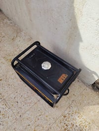 مولد جديد مكفول مستخدم قليل 07885791009  سعر 225  وبيه مجال شويه