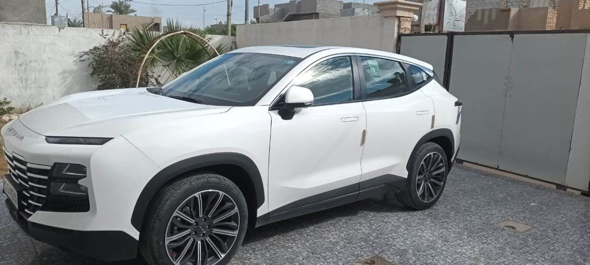 جيتور داشنك لاكجري ٢٠٢٤
* ضمان شركه هارلم
* السياره جديده كلش 
* رقم بغداد بأسمي
* محرك 1600 توربو لاكجري
* لون ابيض 
* فول مواصفات اعلى فئه 
* بانوراما
* كشنات كهرباء 
* كشنات تدفئه + تبريد 
* داخل جلد
* خزن ميموري 
* كاميرات 540 
* شاشه كبيره 
* نظام كار بلي واندرويد اوتو 
* نظام الاوامر والتحكم الصوتي 
* نظام الخروج عن المسار 
* رادار امامي 
* رادار خلفي 
* رادار جانبي 
* تحكم ستيرن كامل 
* نقطه عمياء 
* اناره محيطيه متغيره 
* اناره ترحيبيه 
* المرايا الجانبيه كهرباء 
* شاحن واير لس 
* ثلاجه 
* لايتات زينون داينمك متحركه 
* تشغيل عن بعد 
* صندوق كهرباء 
* نظام اوتو هولد 
* انظمه قياده متعدده وبيها هواي مواصفات بعد 
السعر  ١٨٣ او بيها مجال بسيط

مكاني الأنبار
للاستفسار 
*********** الفلوجة, الأنبار
