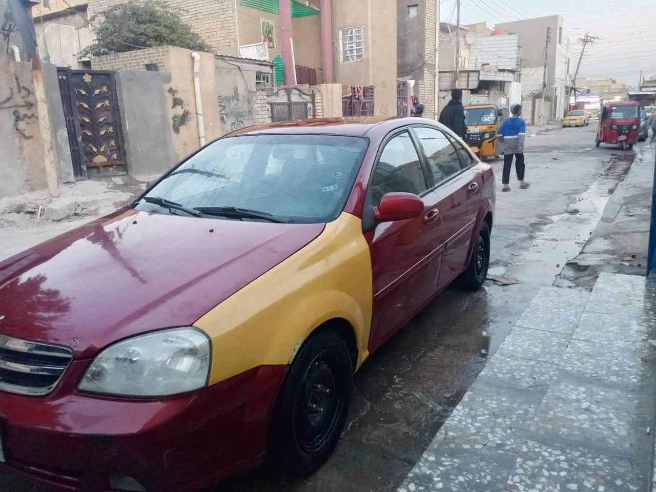 السلام عليكم فورنزا للبيع موديل 2007 سياره نضيفه كير مكينه مكفوله أضرار بس الي واضح بل صوره سياره جاهزه بأسمي تحويل ثاني يوم السعر 62 وبيها مجال ***********
