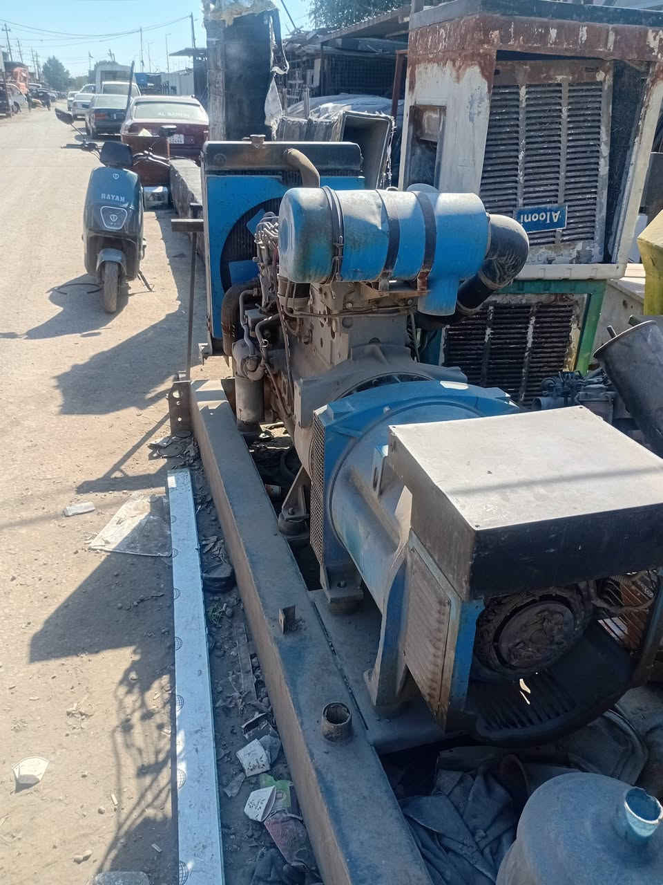 للبيع مولدة بيركنز انكليزي سوبر ستة سلندر 80 كي في ثري فيز كلش نظيفة جاهزة لاصرف ولاتبخير السعر 50 ورقة العنوان بغداد للاستفسار الاتصال على الرقم ***********
