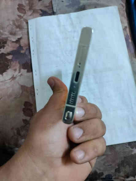 جهاز S23 ذاكره 256 
مراوس فقط مراوس بيع مابيع اخوان 
اريد  S24 او S25 الترا ذاكره 256 
وانطي فرق معقول 
جهازي نظيف جدآ على أيدي
كاسره كسر كارتون  
عنوان بغداد قريب الشعب 📍
للاتصال 📞 *********** اتصال او وتساب
