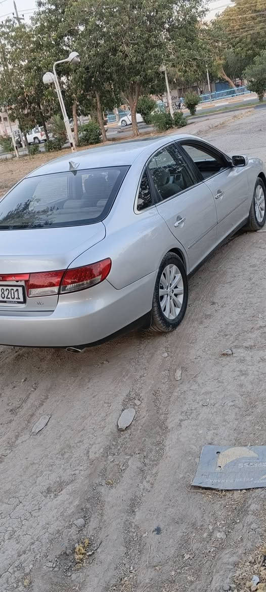 سلام عليكم سوناته أزيرا  ٢٠٠٨خليحي
سعر  ٩٤  وبيه محال الشراي  فول مواصفات  غني عن التعرف
محرك وكير بلكارتون من ارغب نواع الحجام ٢٧٠٠ نشطه جدا  وقتصاديه  
سنويه ورقم وهزه جديد بسمي تحويل بنفس الساعه 
تبريد قطعتين ثلج 
صدرين جديد سيارة جاهزه من كلشي   
ترايك مفتوح  من زاخو الى الفاو 
مصغ فرن حراري درجه منتازه  صغ حزام فقط بسبب الجراد 
بيه طخه بصيطه من جهة  ل أيمن 
قماره وصندوق بلادي قفط حزام 
عنوان بغداد  الحسينيه شارع العام قرب مرور  ***********
