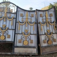 ،، باب حوش مستعملة سلايت للبيع  للتواصل 07817146269