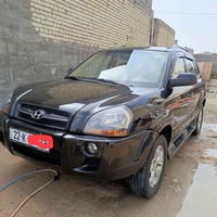 توسان ٢٠٠٩ خليجي محرك ٢٠٠٠ فول مكفوله من صبغ ولضربه باسمي لسعر ١٢٥ وبي...