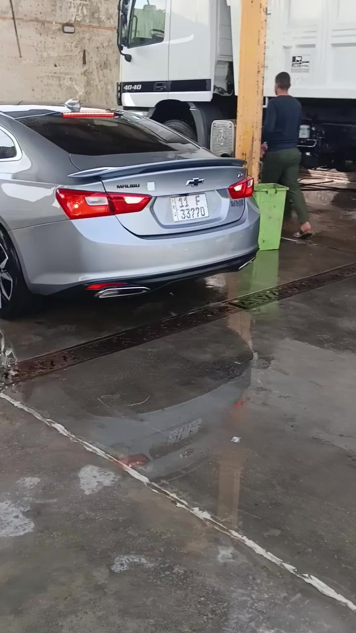 السلام عليكم ورحمه الله وبركاته ماليبو للبيع المديل 23 المكان بغداد الشعله الحادث بنيد وجاملغ السياره حلوه كلش ماشيه 31الف السعر 115بيه مجال الساره رقم بغداد بسمي وهاذ الرقم *********** الي يريد يتصل ويدلل@
