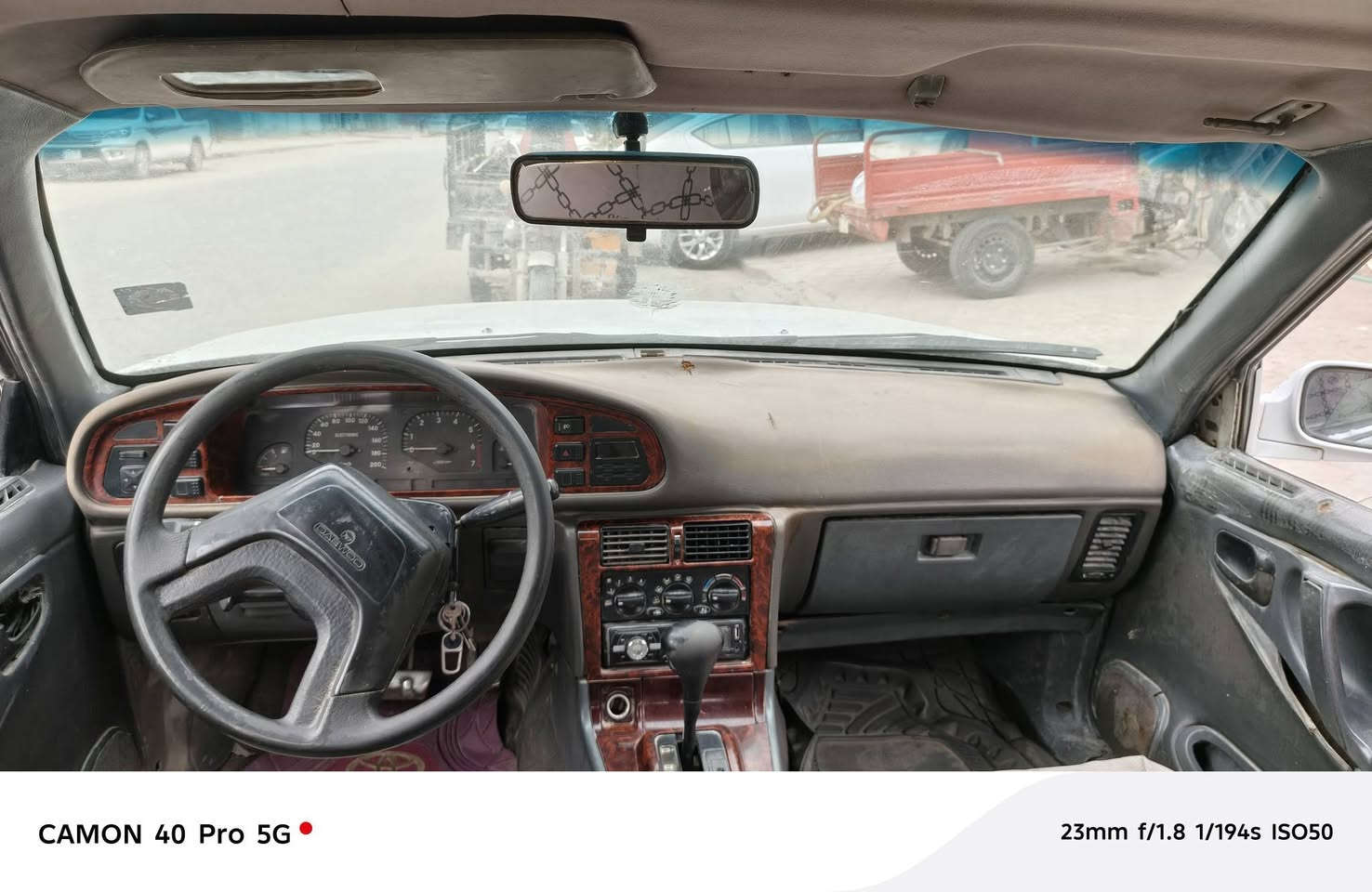 سلام عليكم دايو برنس للبيع موديل 1995 الون ابيض محرك 2000 مفتوح كير اوتماتيك  السياره رقم انكليزي دولي بسمي تحويل مباشر سنويه جديده السياره مكينه و كير حلوات ستوني مسوي ادامه للسياره  باتري جديد  الكهربائيات شغاله سبير موجود و كشن خلفي اضافي انطيك وياه السعر بلاش 22 وبيه مجال للشراي مكاني نجف متواجد فيس  رقم موبايل ‏‪***********‬‏
