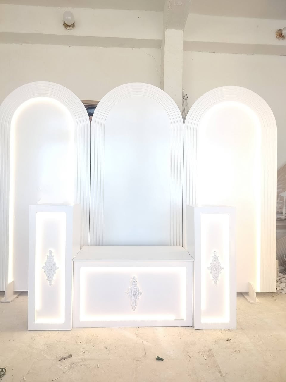 بفضل الله تم تجهيز الزبون حسب الطلب ومتوفر انواع ديكورات رقمي للاستفسار ***********
