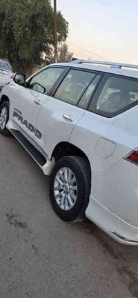 للبيع برادو 2017 TXL ساز فول مواصفات    مكفوله ماعده صبغ بل جملوغ خلفي...